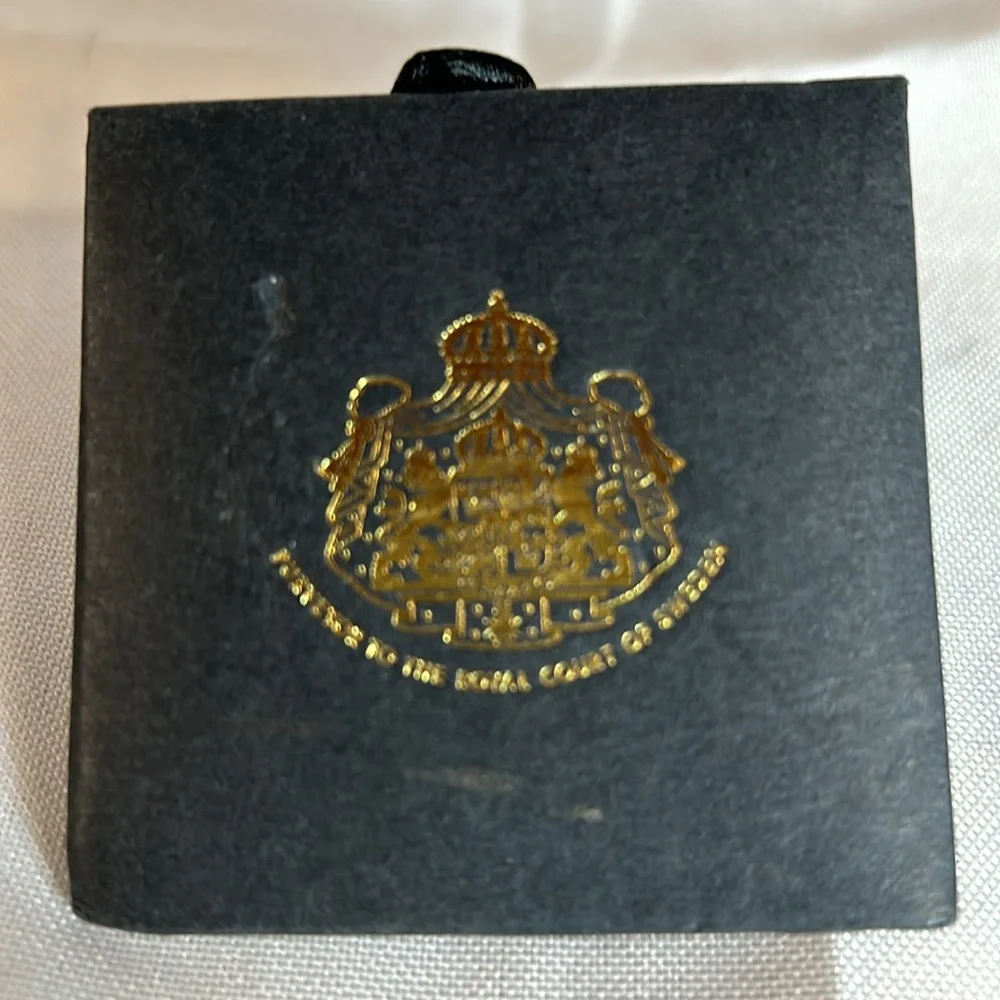 Purveyor of the Royal Court of Sweden Cufflinks. Jade Green/ Silver. NWT